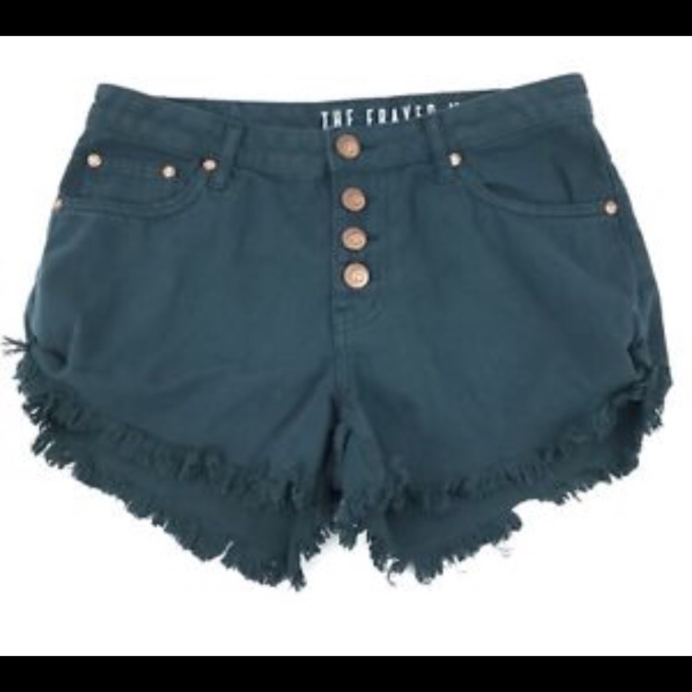 📍🌴Cotton On Mid Rise Frayed Green shorts🌴📍